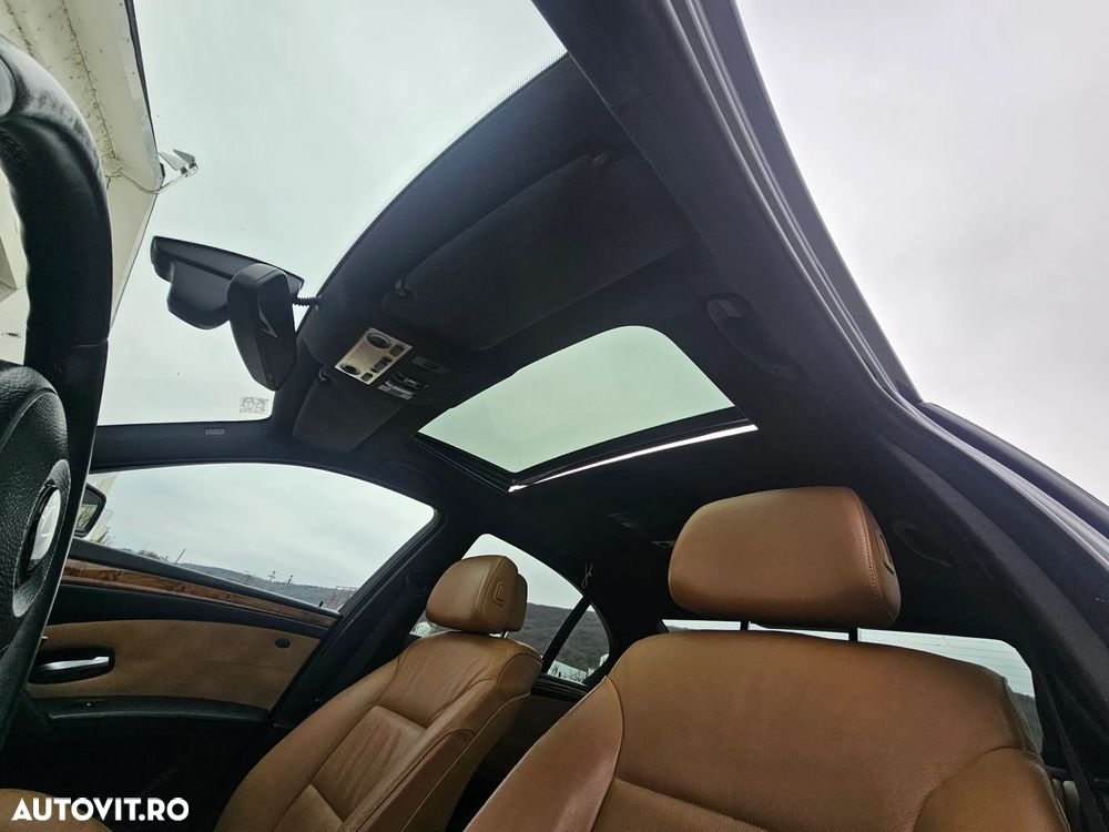 BMW Seria 5 525d Aut. Edition Exclusive - 17