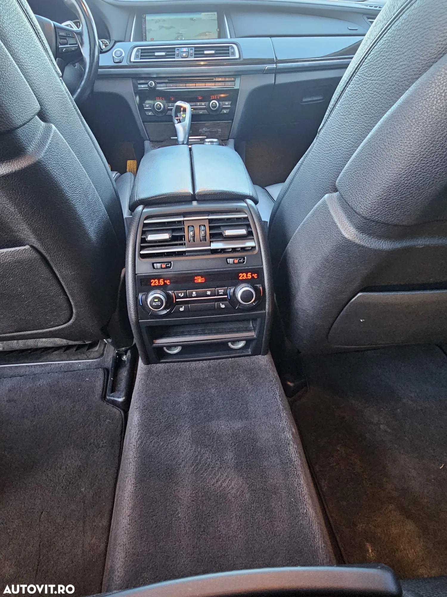 BMW Seria 7 750Ld xDrive - 19