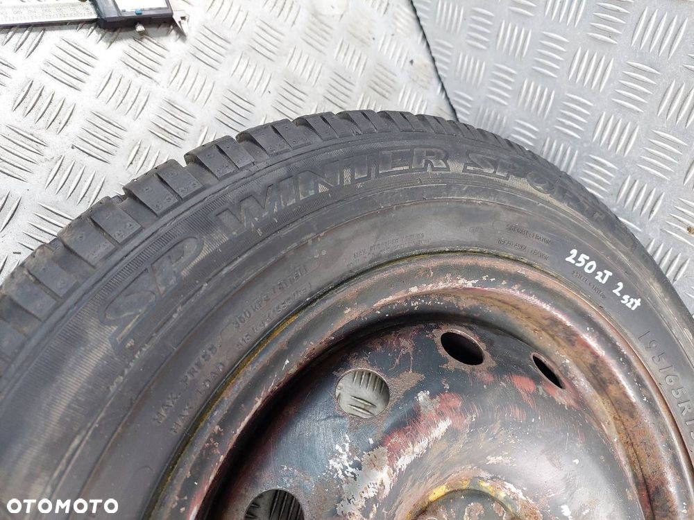 KOŁO OPONA + FELGA KOMPLET 2 SZT 195/65R15 DUNLOP SP WINTER SPORT - 13