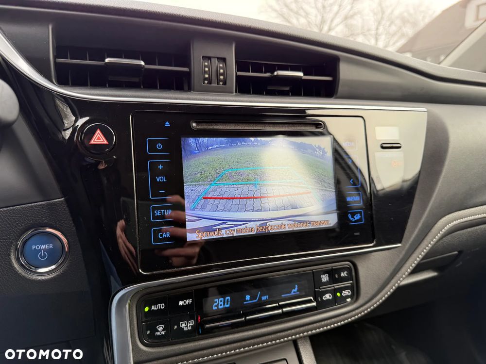 Toyota Auris Hybrid 135 Premium - 20