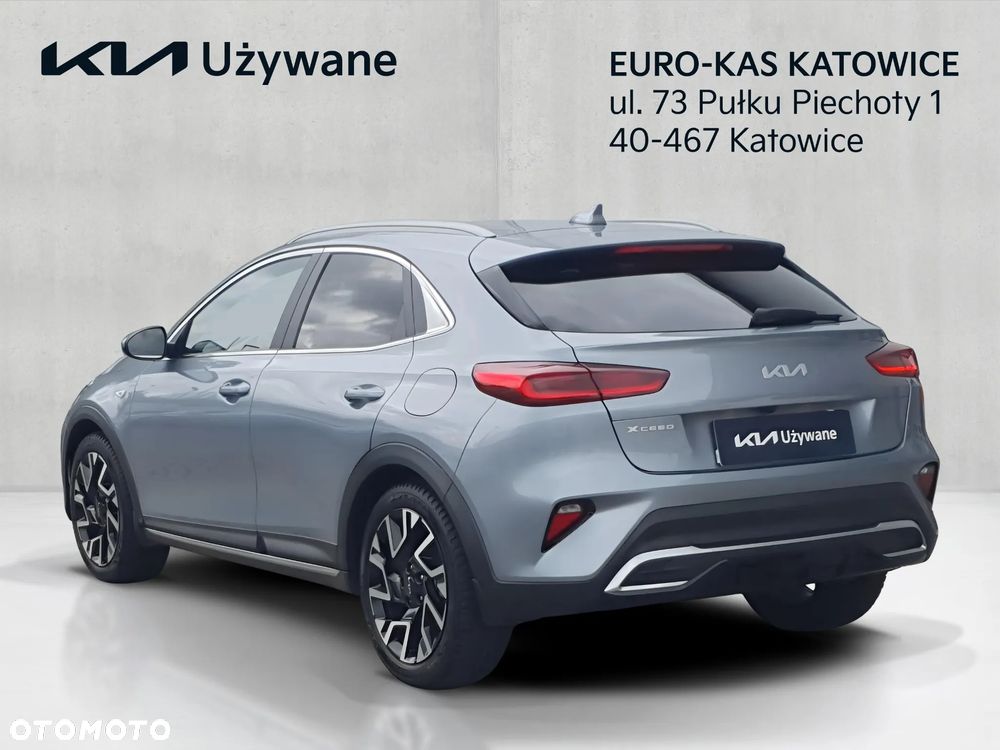 Kia XCeed 1.5 T-GDI M - 4