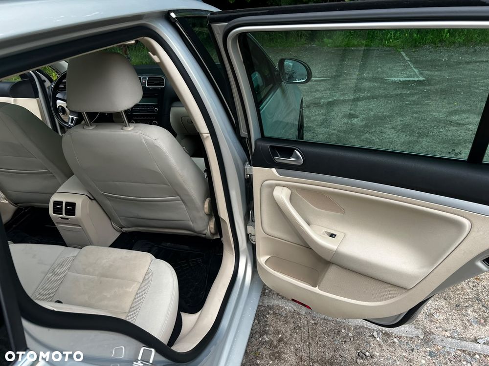 Volkswagen Golf 2.0 TDI 4Mot Highline - 11