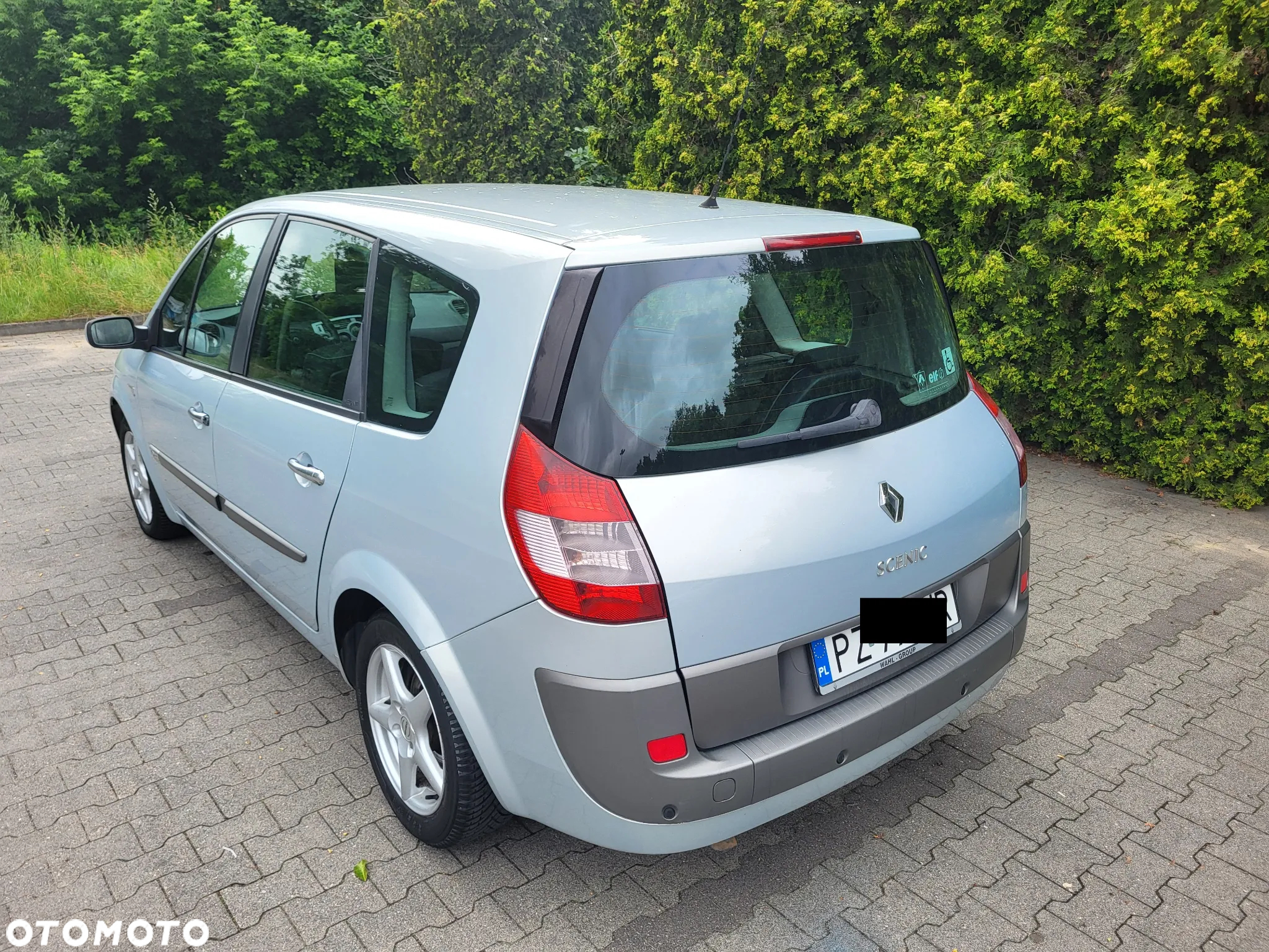 Renault Grand Scenic Gr 1.9 dCi Confort Privilege - 3