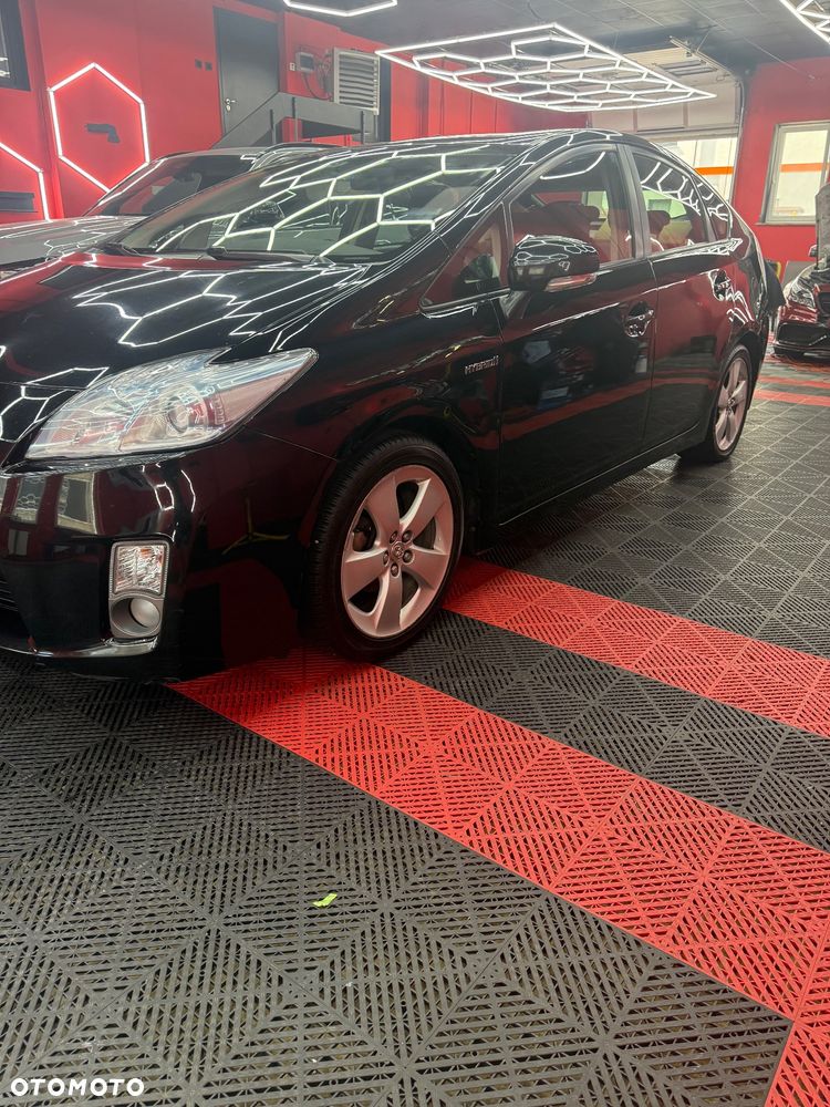 Toyota Prius - 2