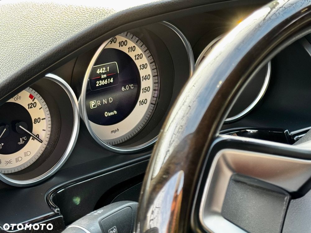 Mercedes-Benz Klasa E 500 7G-TRONIC Elegance - 9