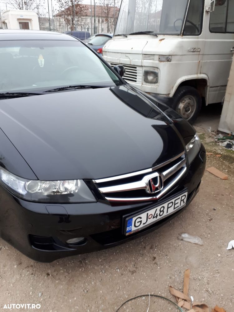 Honda Accord 2.2i CDTi Exec - 4