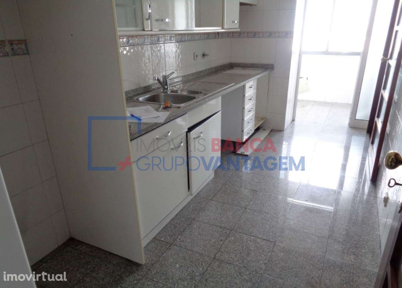 APARTAMENTO T2 - RIO TINTO - Grande imagem: 4/13