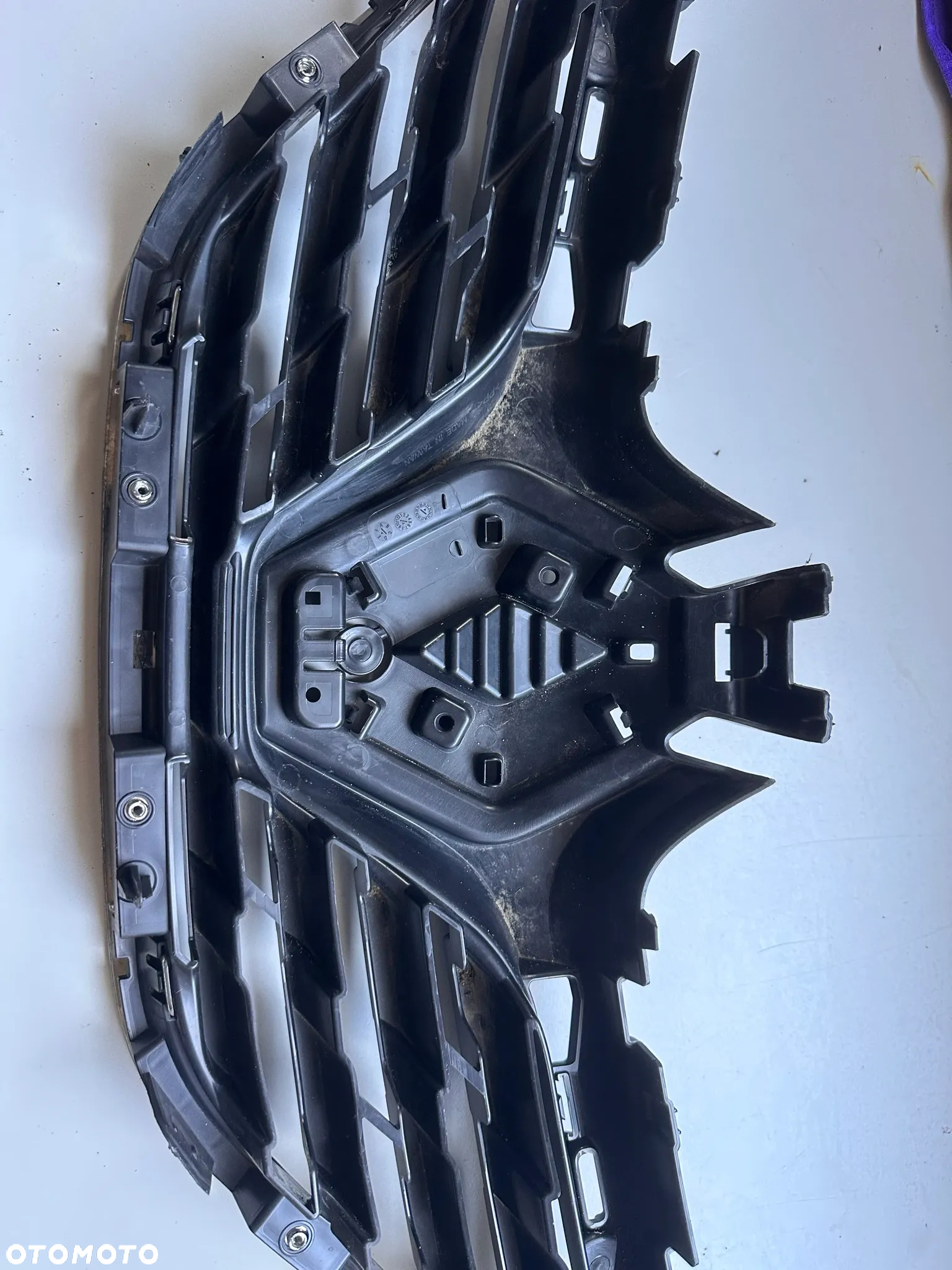 Grill Atrapa Renault Captur I Lift - 10
