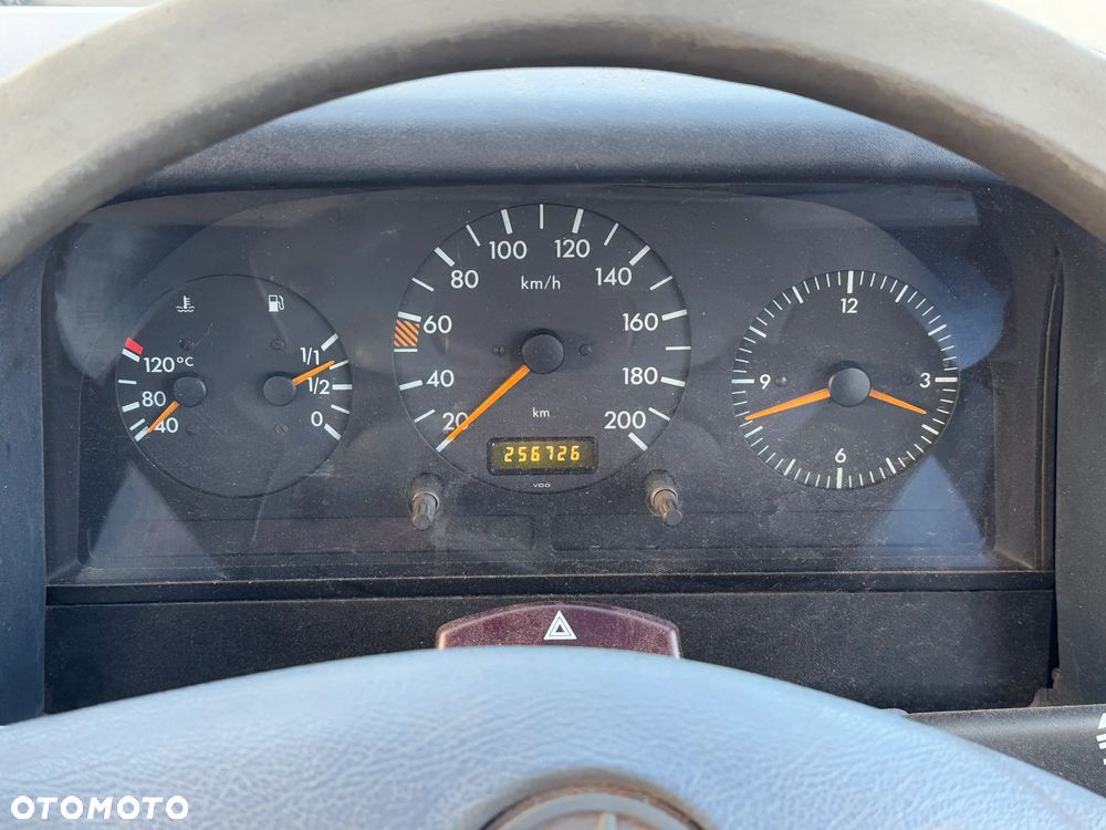 Mercedes-Benz SPRINTER WYWROTKA ŚMIECIARKA - 10