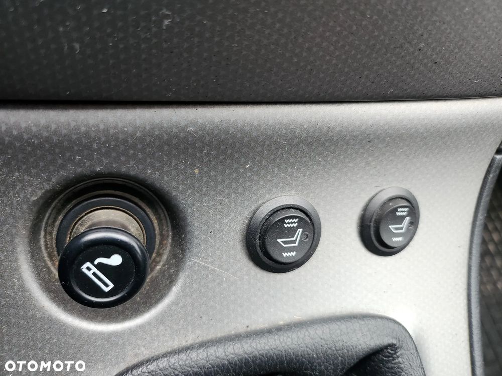 Toyota Corolla 1.6 VVT-i Sol (air6) - 39