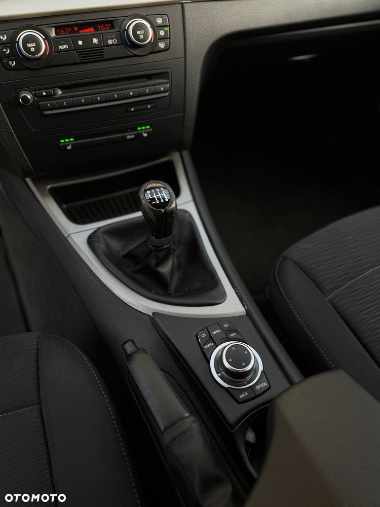 BMW Seria 1 - 9