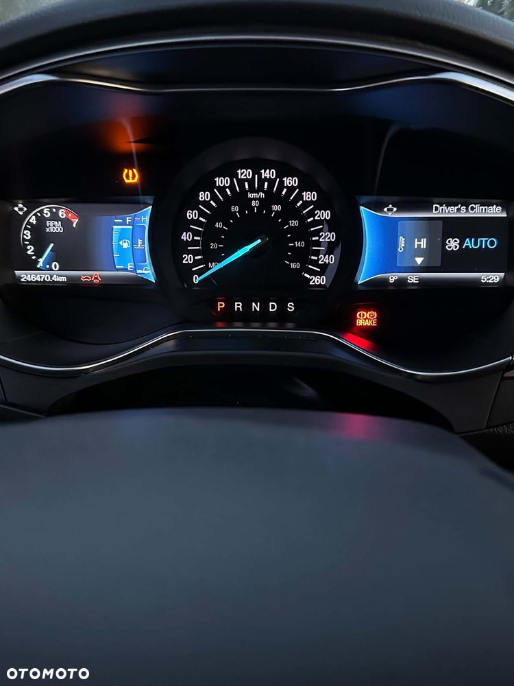 Ford Fusion 2.0 EcoBoost Titanium - 8