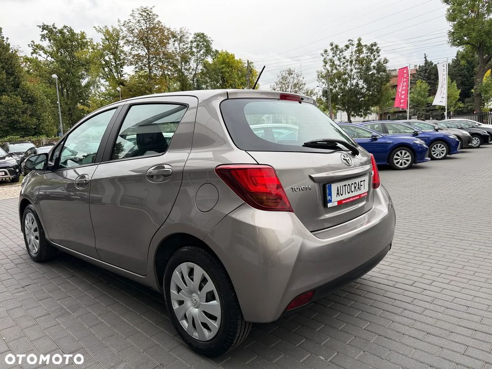 Toyota Yaris 1.0 Active EU6 - 22
