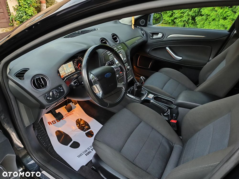 Ford Mondeo - 17
