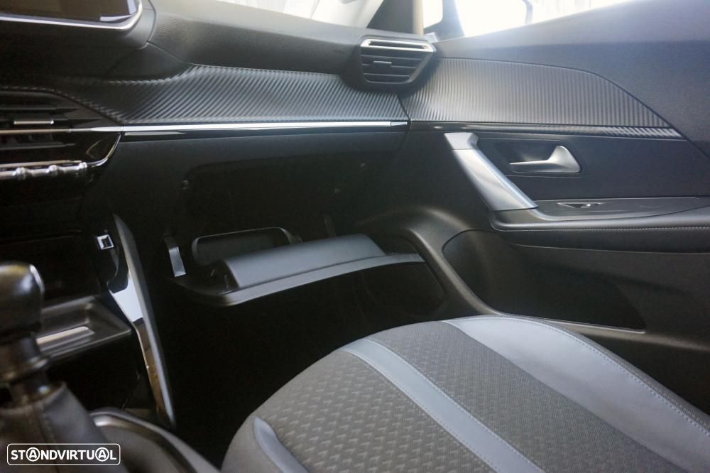 Peugeot 2008 PureTech 100 Allure - 27