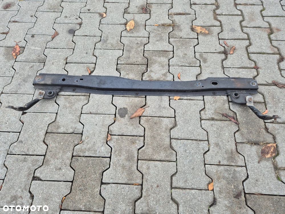 BELKA CHŁODNICY TRAFIC VIVARO PRIMASTAR 01-14r. - 1