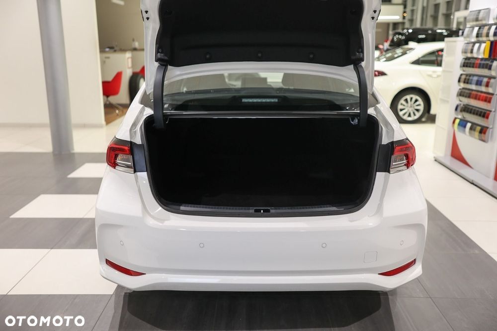 Toyota Corolla - 25
