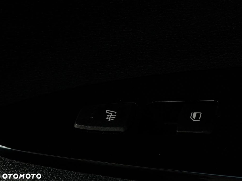 Kia Sportage 1.6 T-GDI PHEV Business Line 4WD - 19