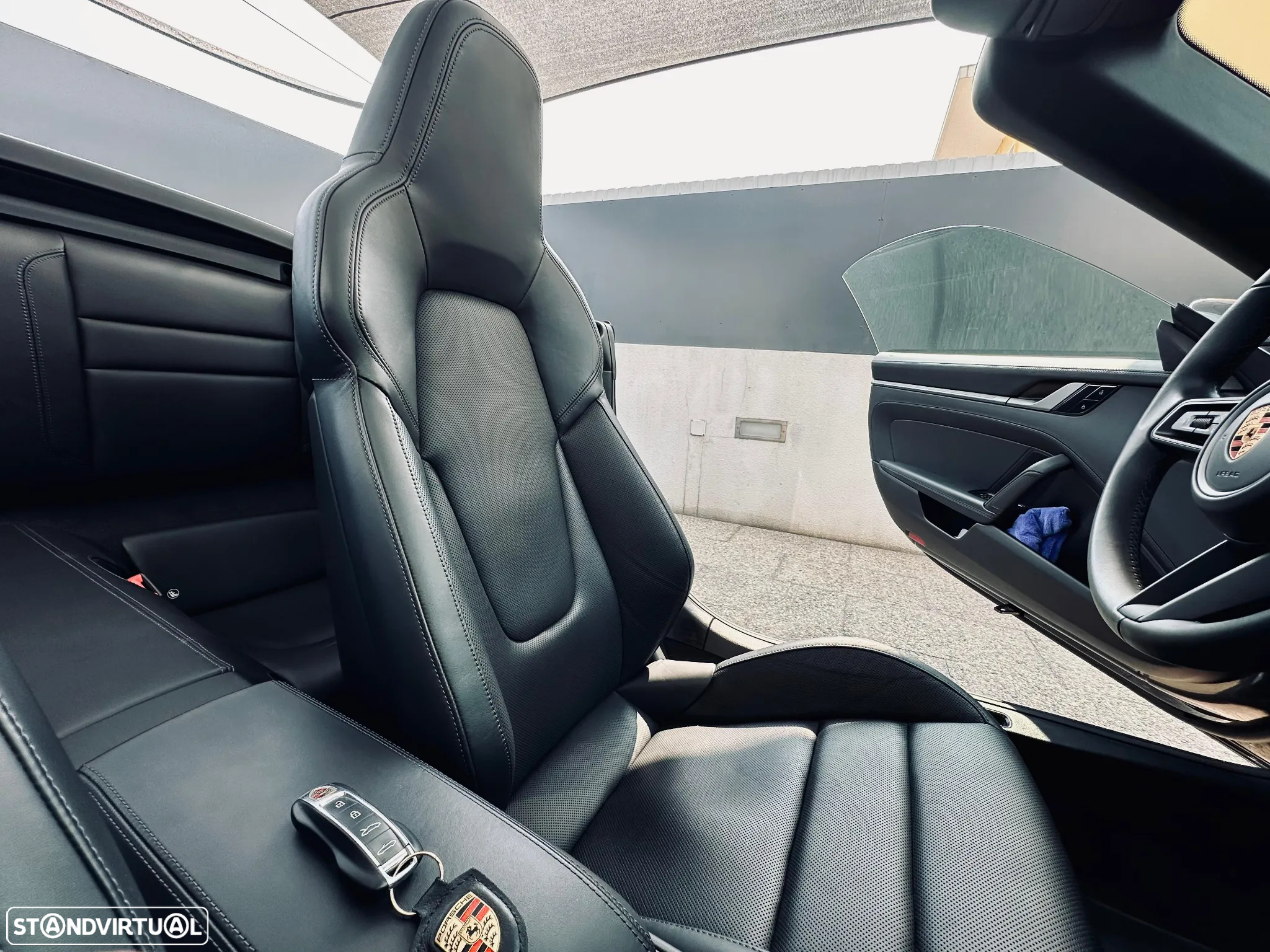 Porsche 911 (992) Carrera 4S Cabriolet PDK - 22