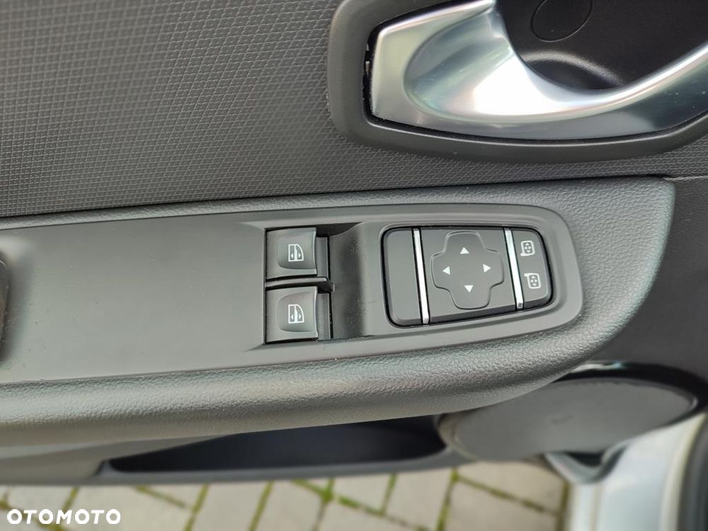 Renault Clio 0.9 Energy TCe Zen - 17