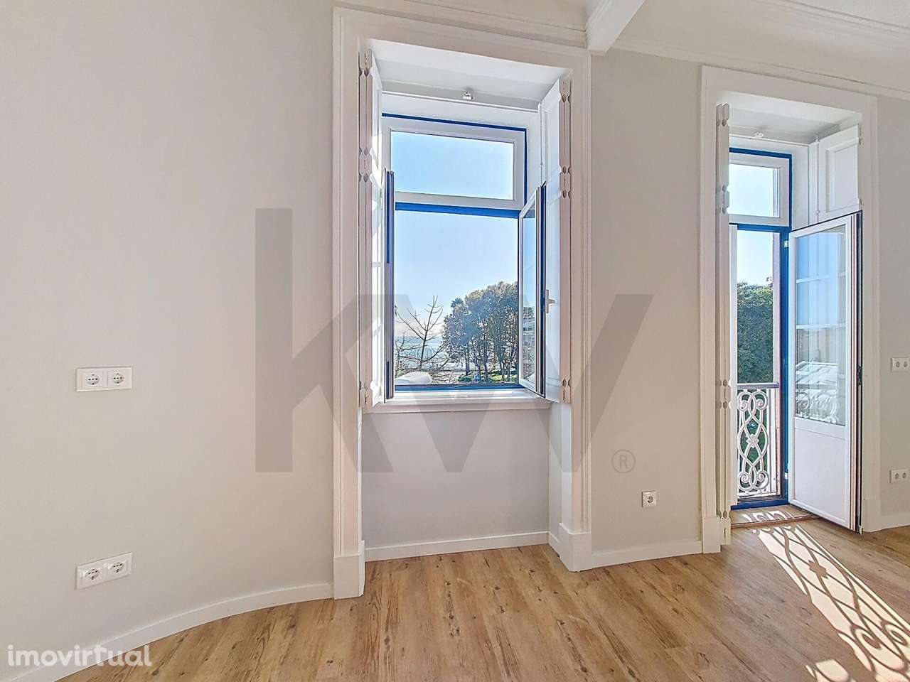 Apartamento T2 de Charme junto ao Jardim de Paço de Arcos com vista - Grande imagem: 2/21