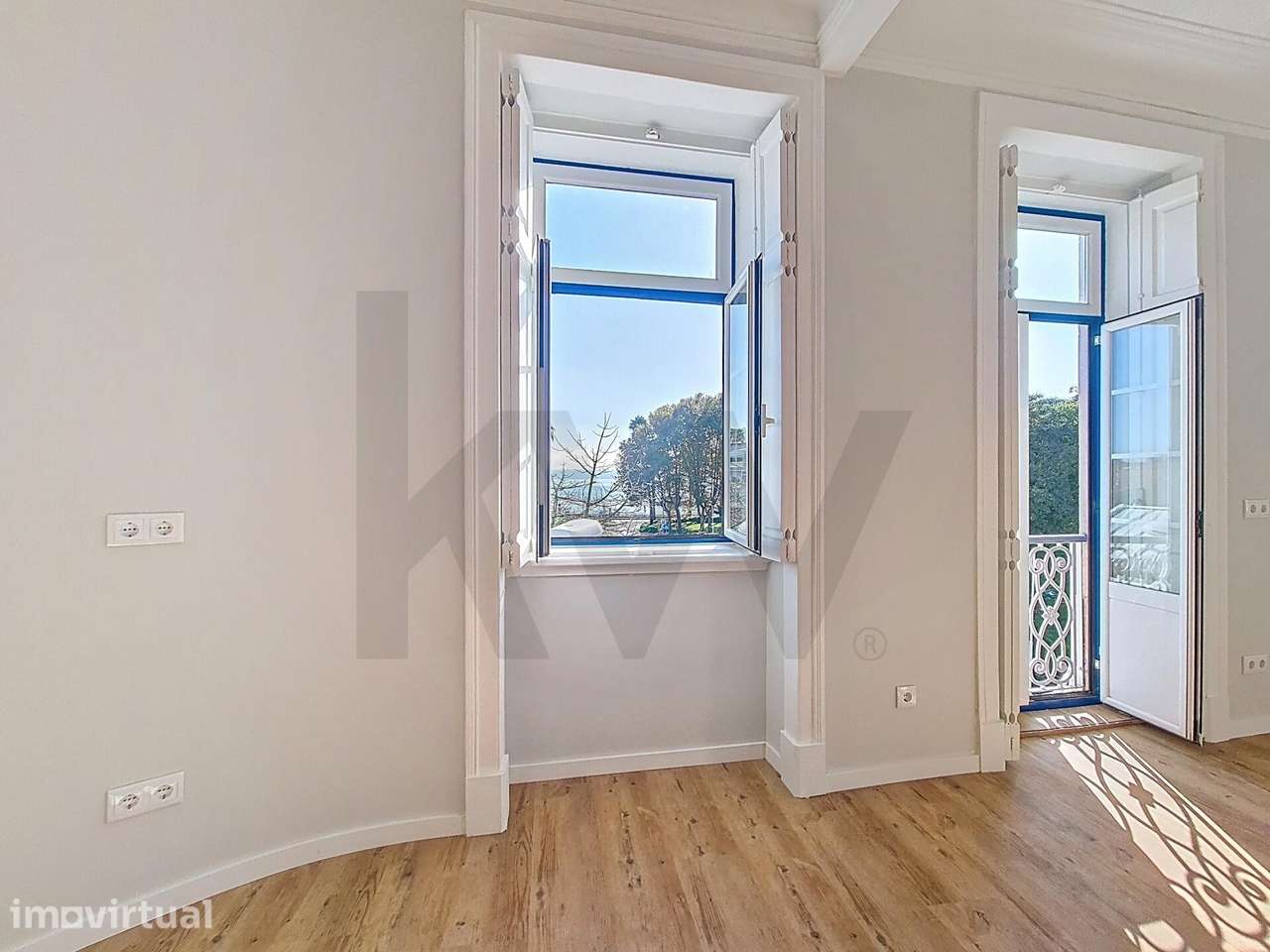 Apartamento T2 de Charme junto ao Jardim de Paço de Arcos com vista - Grande imagem: 2/21