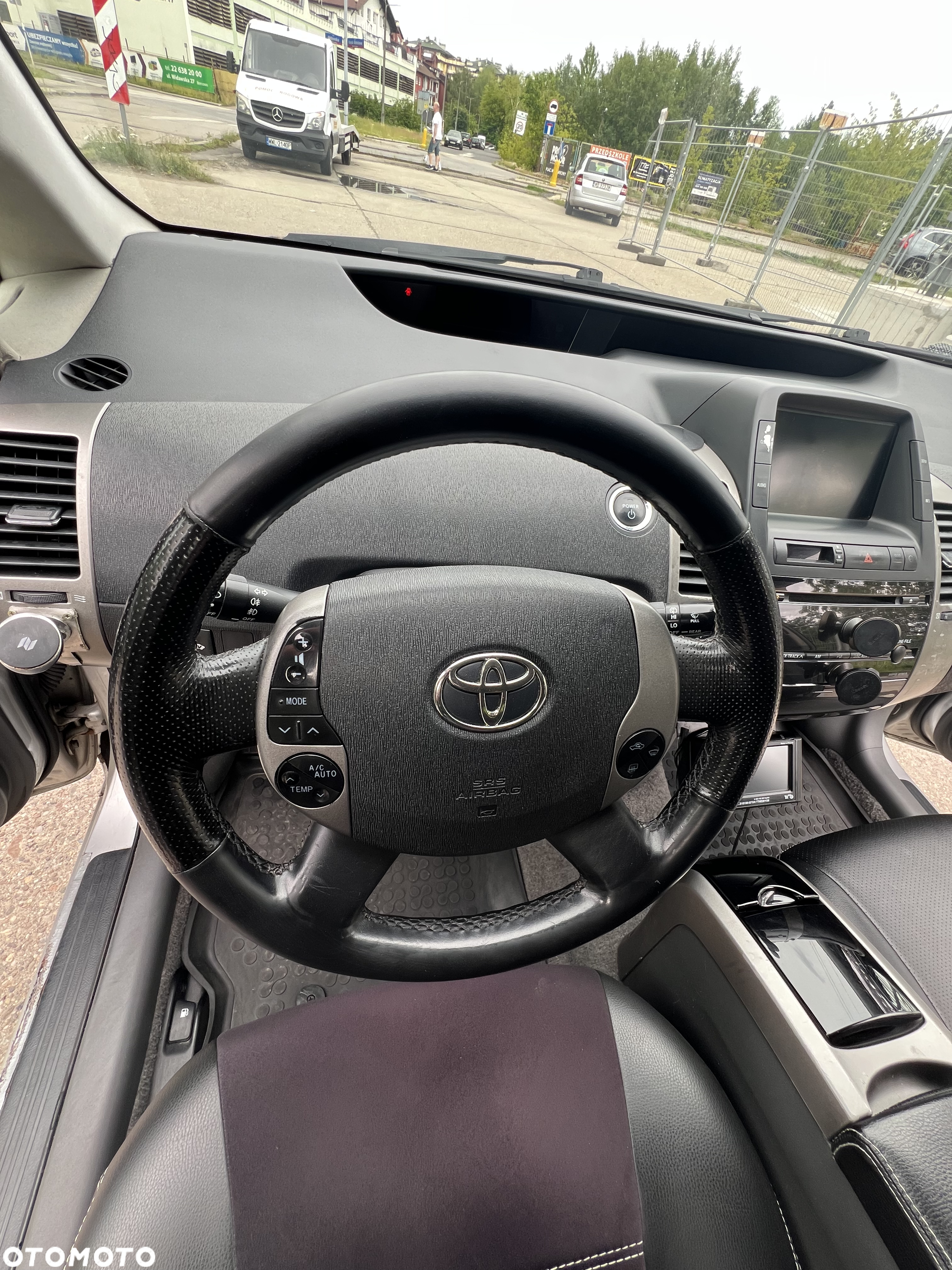 Toyota Prius - 12