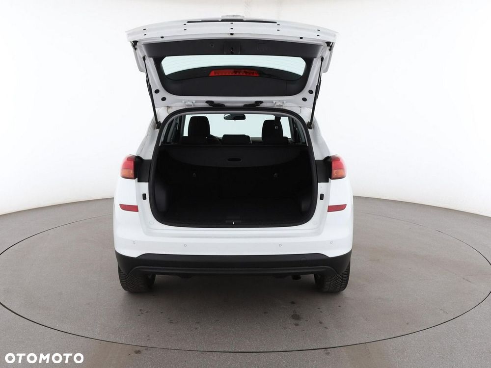 Hyundai Tucson 1.6 GDi 2WD Pure - 19
