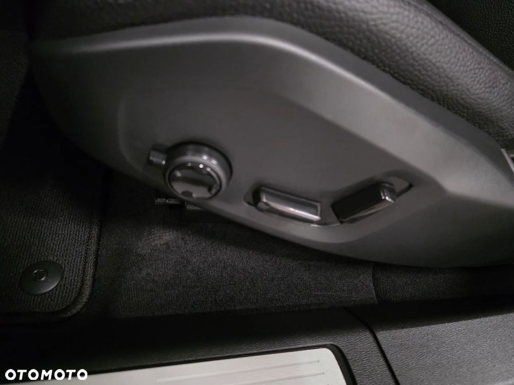 Volvo XC 60 B4 D Geartronic RDesign - 21