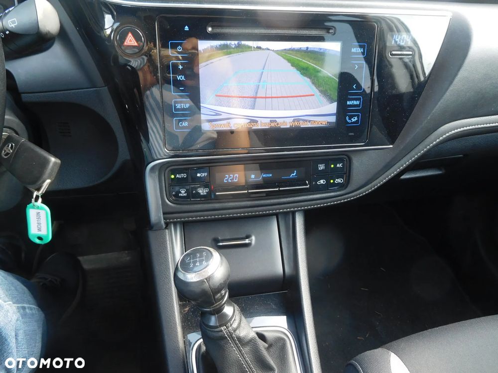 Toyota Auris 1.6 D-4D Premium - 12