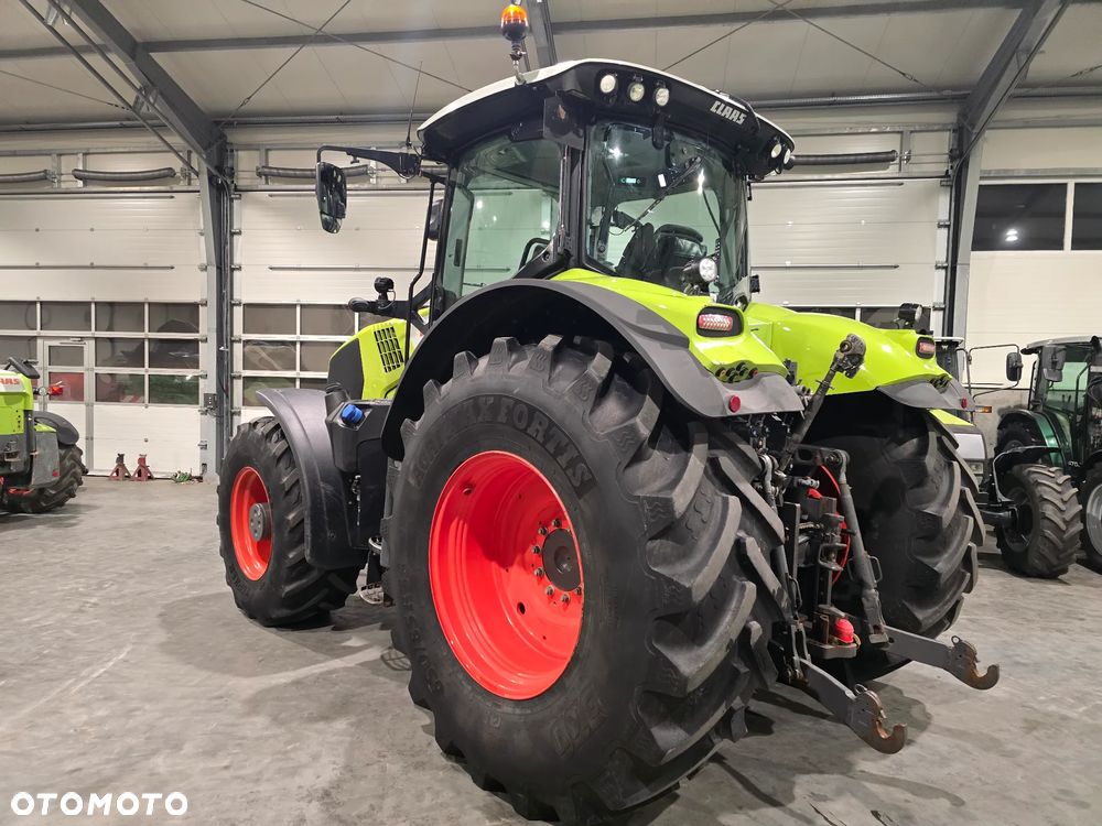 Claas Axion 850 Cmatic - 11