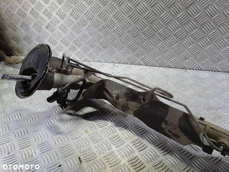 MAGLOWNICA MAZDA 5 - 2