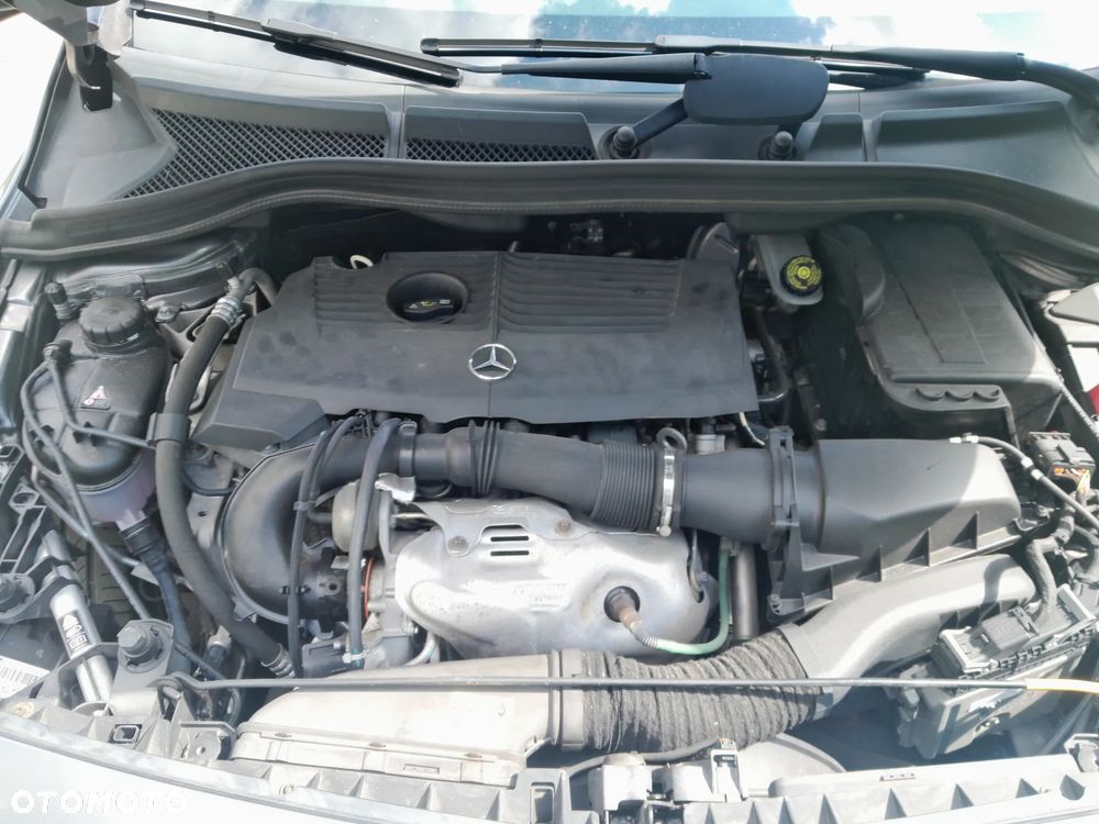 Mercedes-Benz Klasa B 180 BlueEFFICIENCY Edition - 14