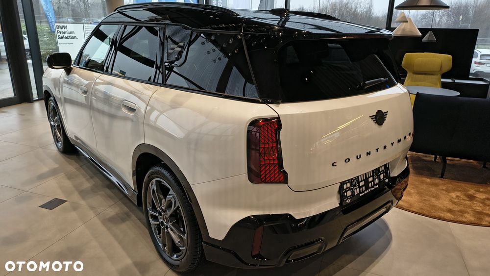 MINI Countryman Cooper S ALL4 John Cooper Works Trim - 8