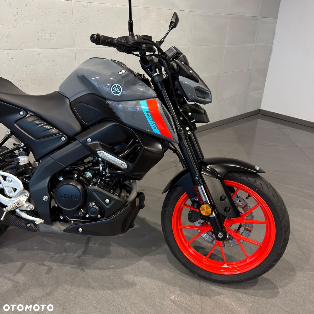 Yamaha MT - 5