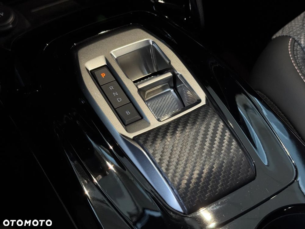 Peugeot 208 e-208 50kWh Allure - 33