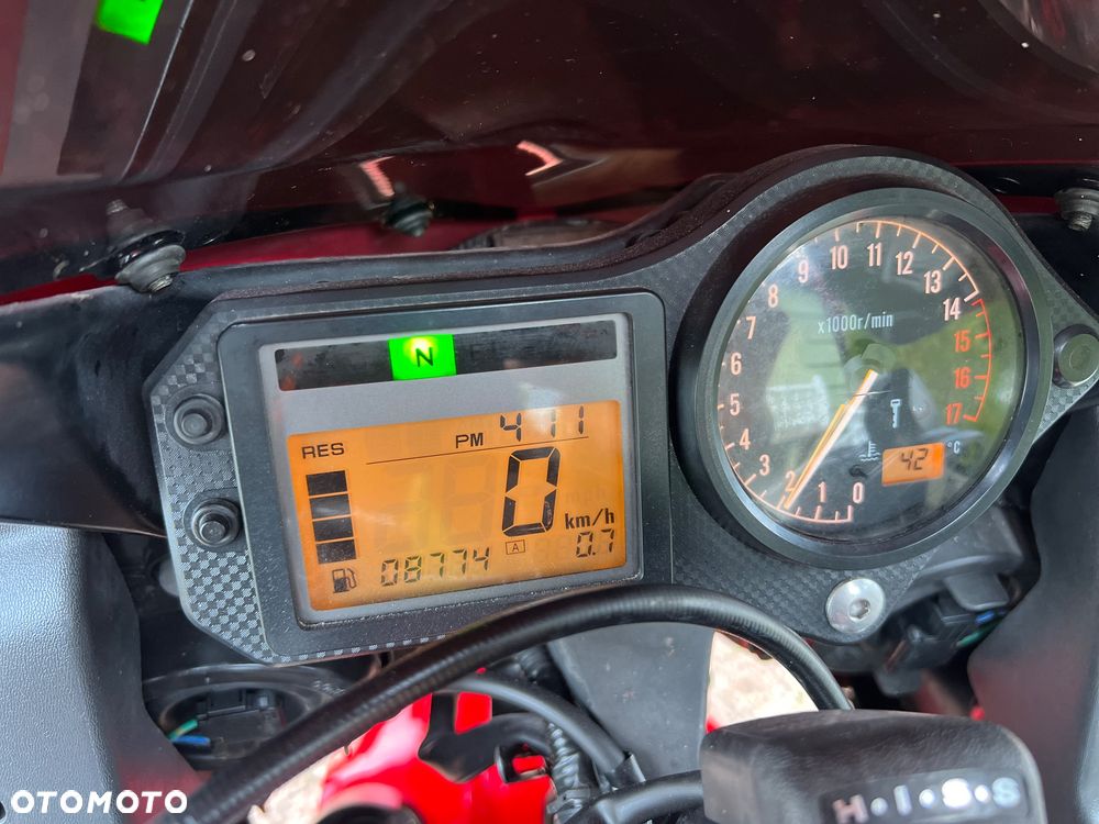 Honda CBR - 33