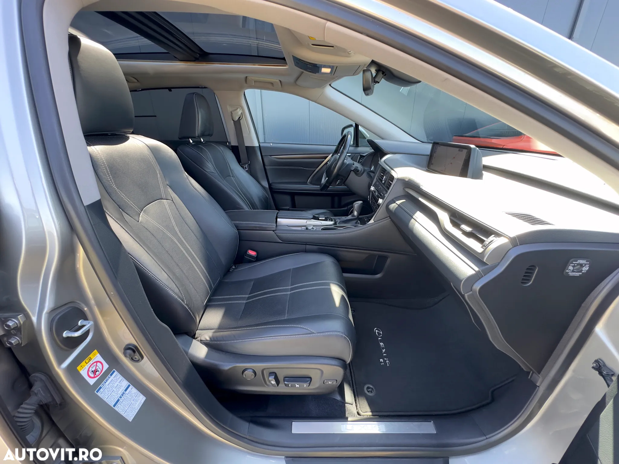 Lexus Seria RX 450h AWD Luxury - 27