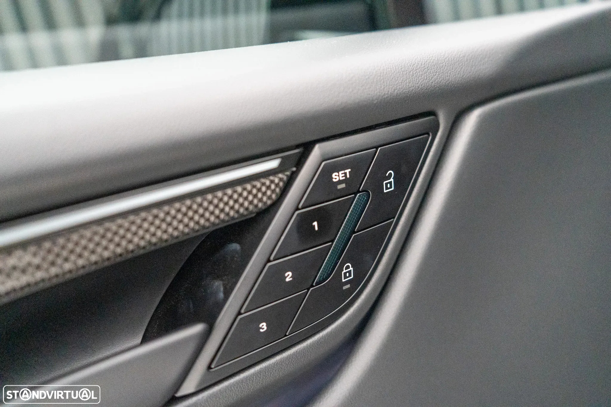 Porsche Macan Electric Turbo - 20