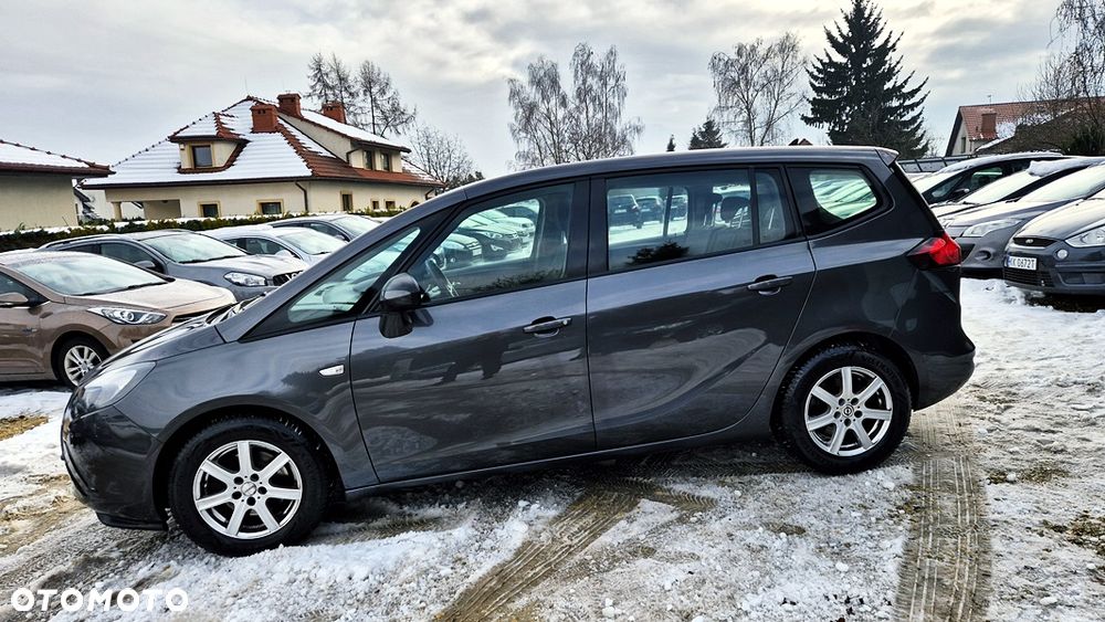 Opel Zafira Tourer 1.4 Turbo Business Edition - 26