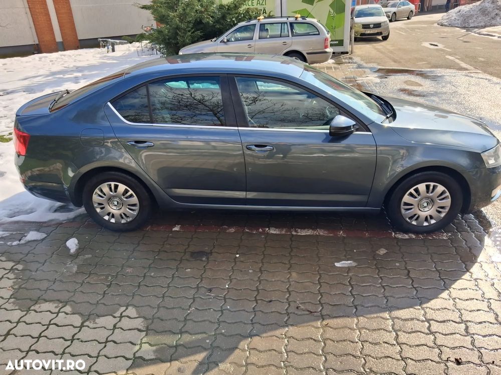 Skoda Octavia 1.6 TDI Ambition - 6