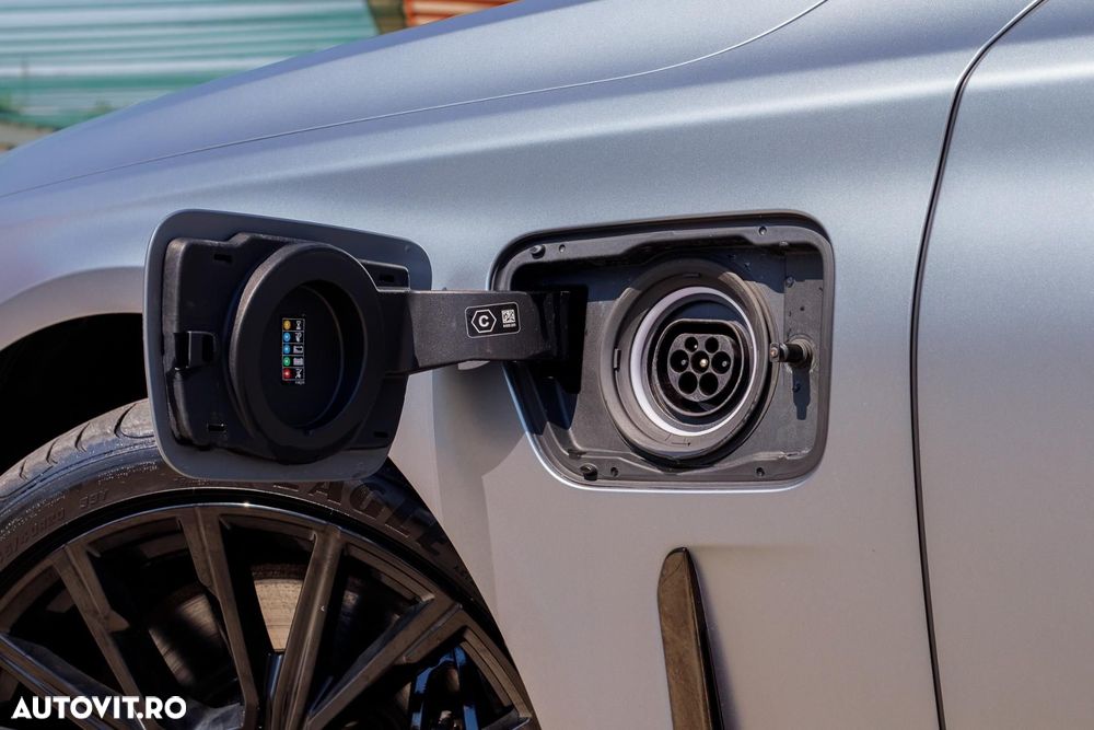 BMW Seria 7 - 10