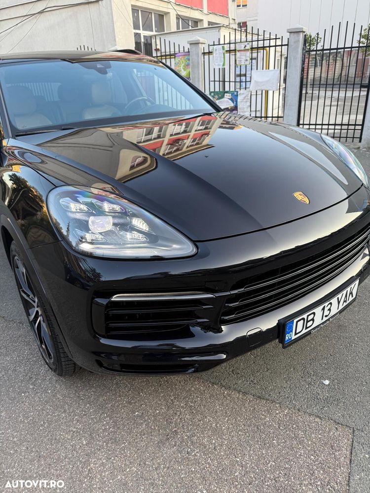 Porsche Cayenne S - 8
