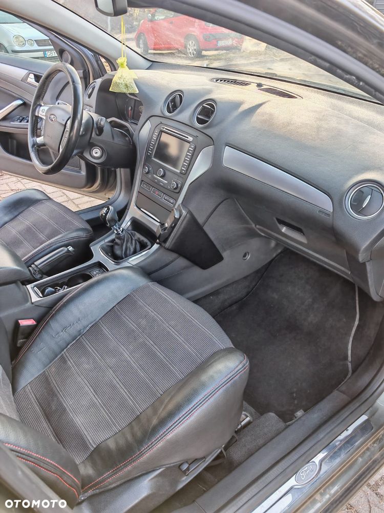 Ford Mondeo 2.0 TDCi Titanium S - 10