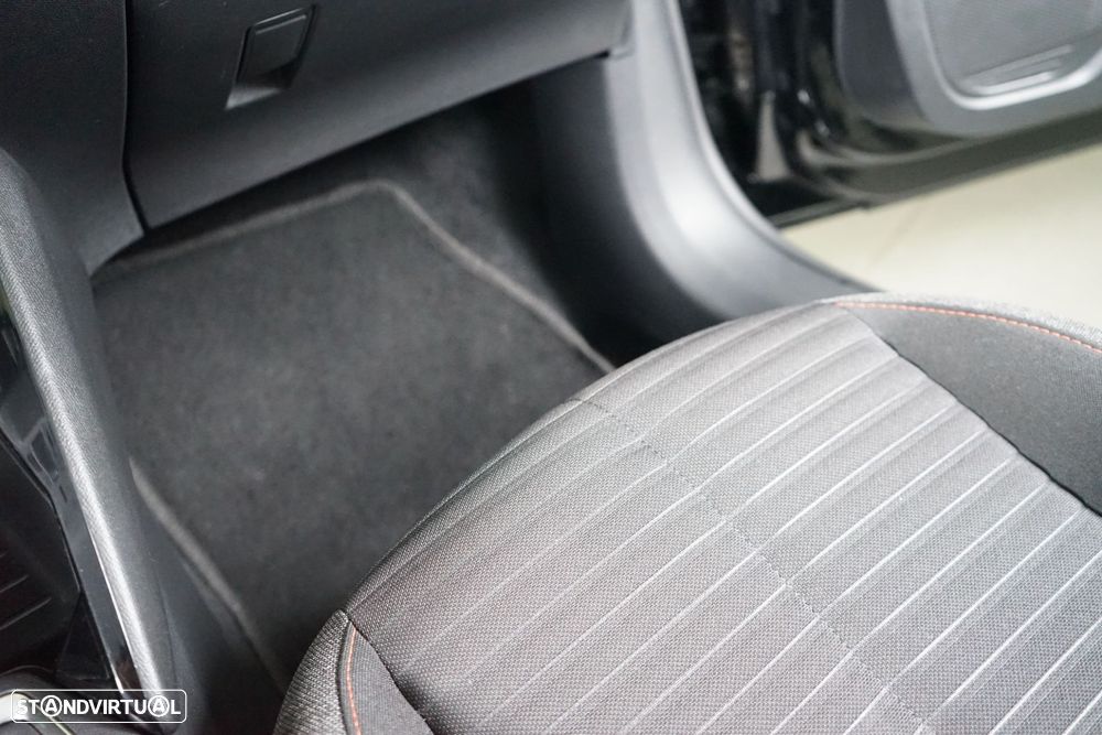 Peugeot 208 1.2 PureTech Active - 34