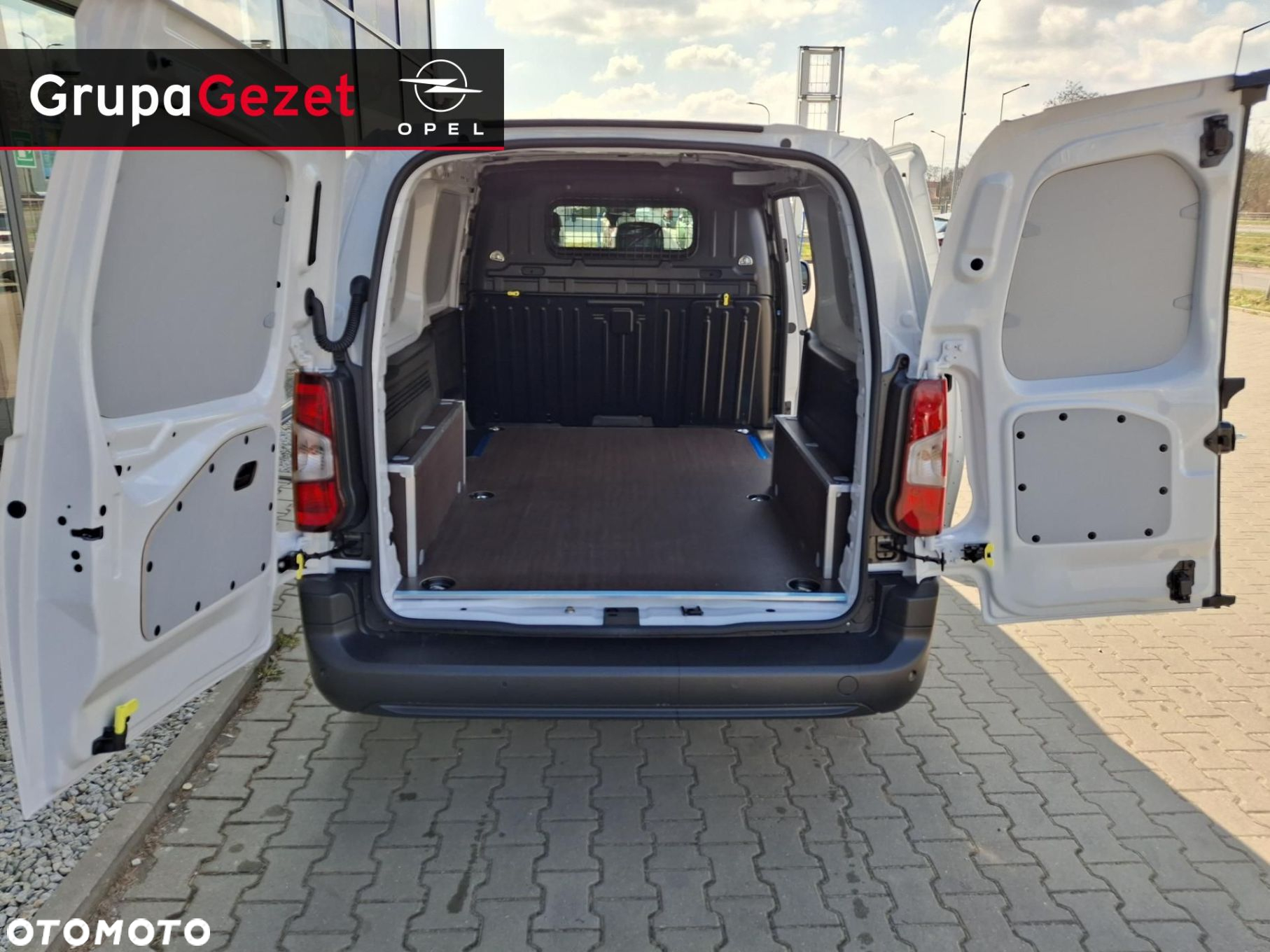 Opel Combo Cargo - 10