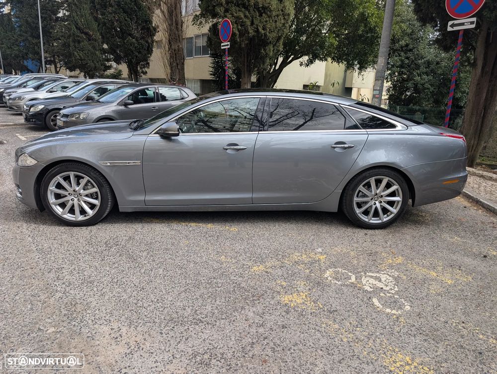 Jaguar XJ 3.0 D V6 LWB Premium Luxury - 3