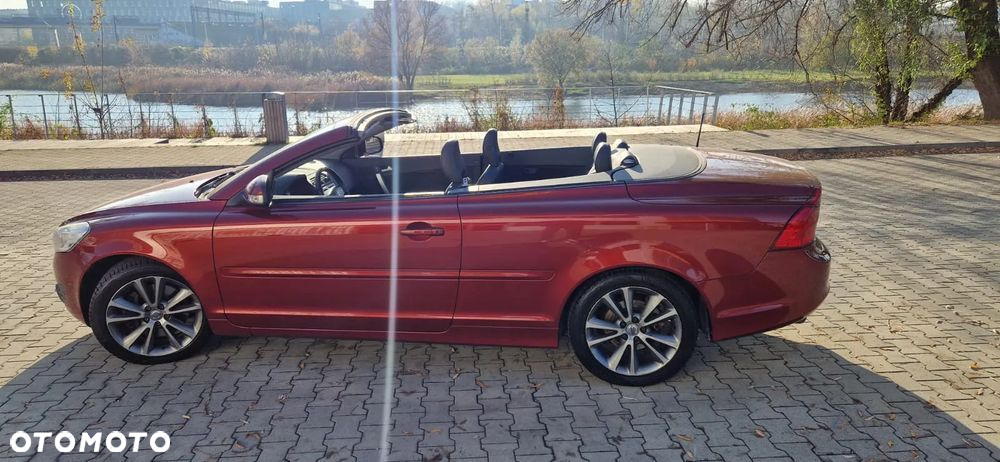 Volvo C70 - 12