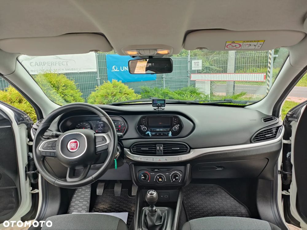 Fiat Tipo 1.4 16V Easy - 16