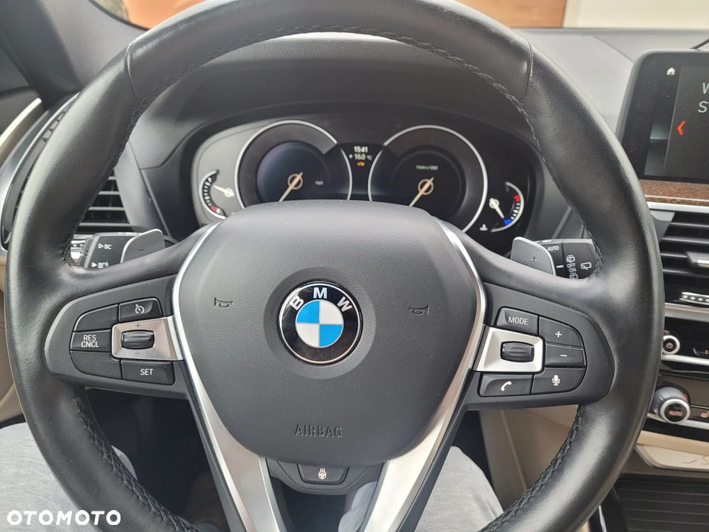 BMW X3 xDrive30i Luxury Line - 8